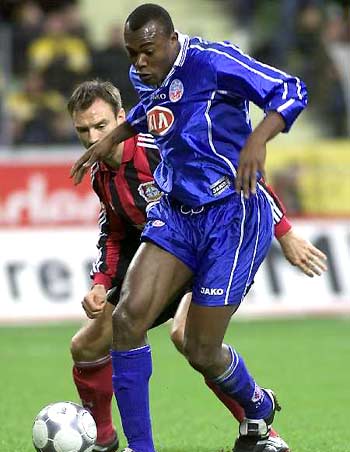 球范围内掀 球范围内掀